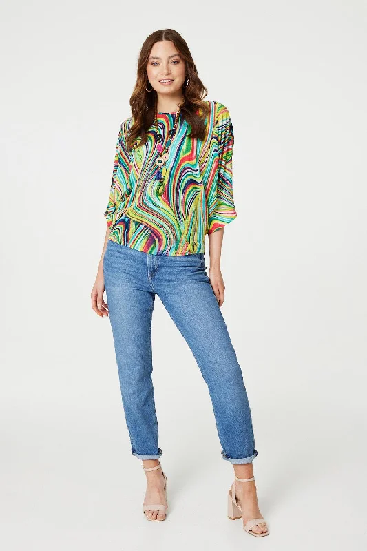 Marbled Batwing Top with Necklace